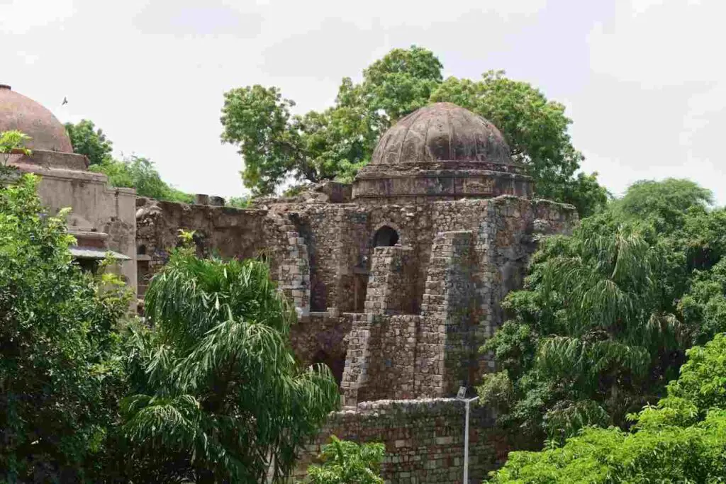 Hauz Khas Fort Ticket Price Timing History Photos Nearest Metro